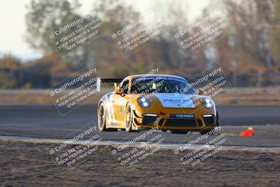 media/Nov-13-2022-GTA Finals Buttonwillow (Sun) [[d9378ae8d1]]/Group 1/Sunset (355pm)/